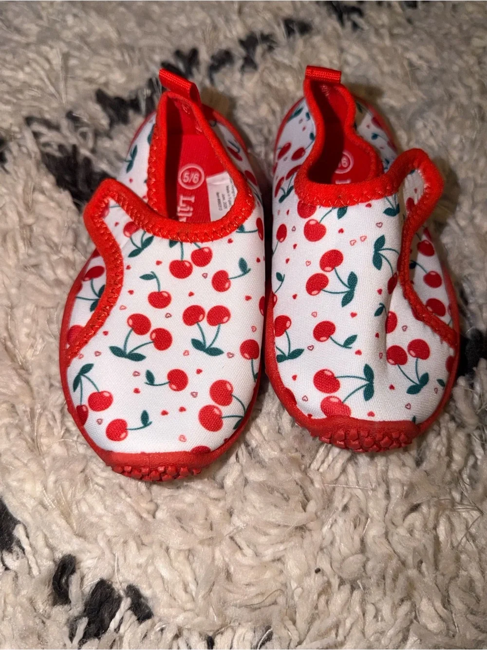 Cherry-Print Kids Water Shoes - Red/White